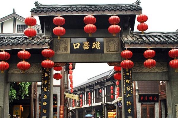 新余南收费站:爱心“粥”到 情暖旅途
